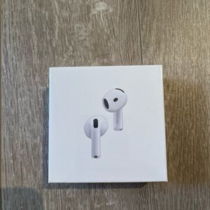 Gen 4 AirPod w Noise Cancellation